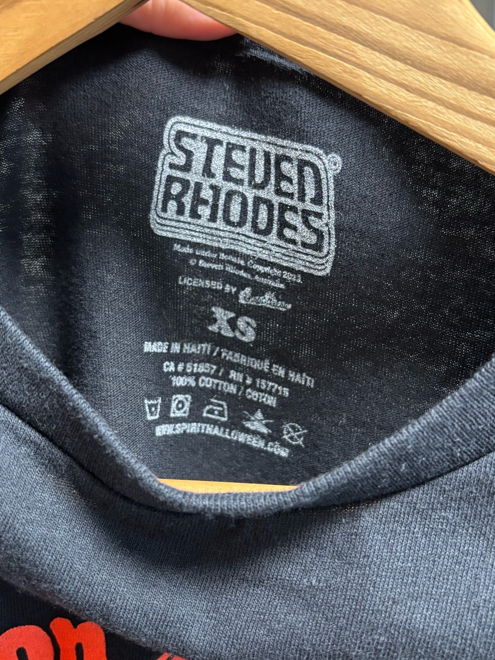 Steven Rhodes retro graphic tee, Caring for Your Demon Cat, XS - Picture 5 of 7